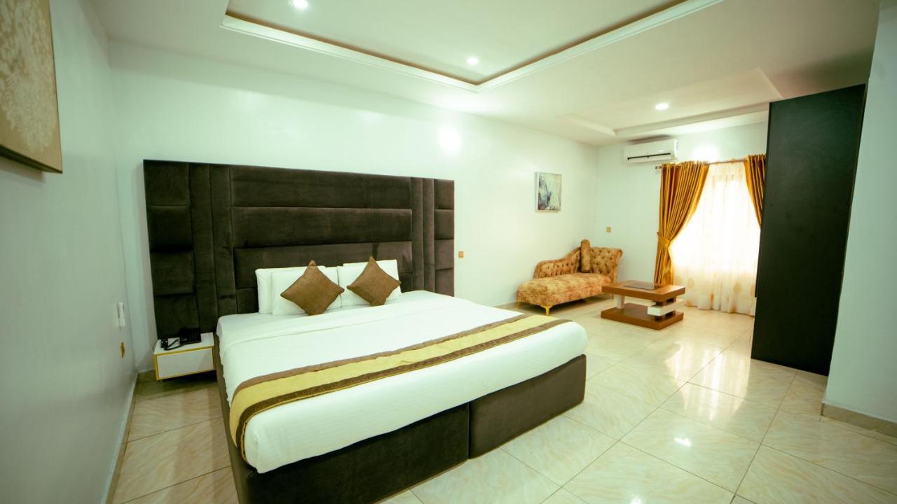 247 Luxury Hotel & Apartment Ajah Lekki Kültér fotó