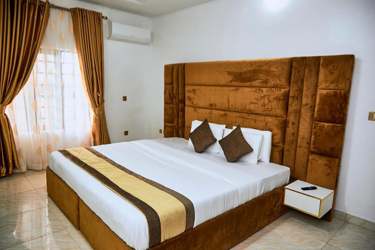 247 Luxury Hotel & Apartment Ajah Lekki Kültér fotó